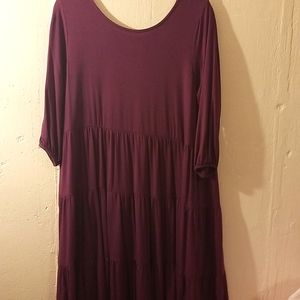 Mid-sleeve dress
